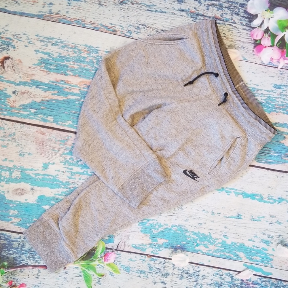 Nike Capri Joggers